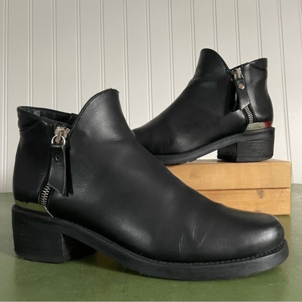 Stuart Weitzman Biker-Style/Western Ankle Boots I… - image 1